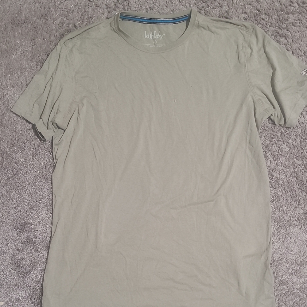 Kut from the Kloth Sage Green Men's Tee